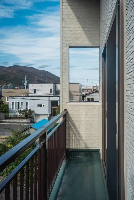 札幌白色戀人巧克力觀光工場旁四房二衛浴包棟別墅！宮之澤地鐵站步行三分鐘 靠近超市 高速wi-Fi 0*, סאפורו